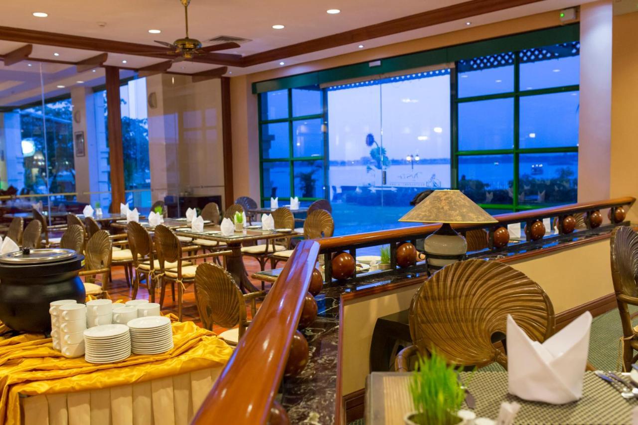 Himawari Hotel Apartments Phnom Penh Eksteriør billede