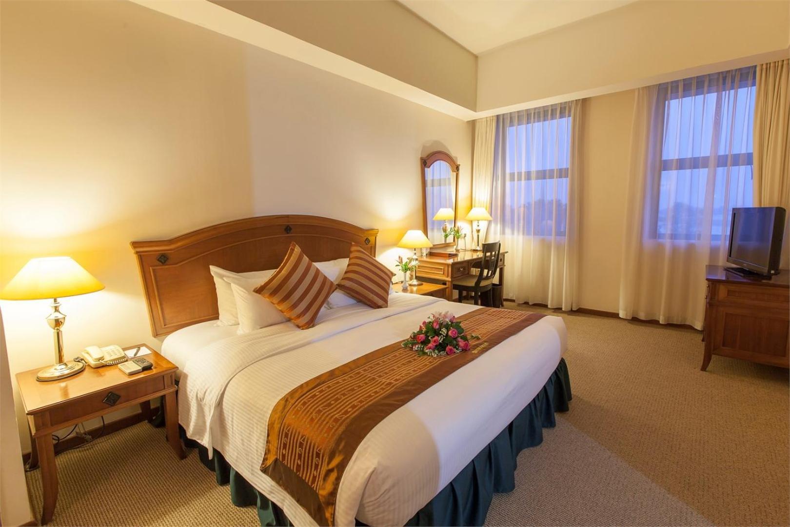 Himawari Hotel Apartments Phnom Penh Eksteriør billede
